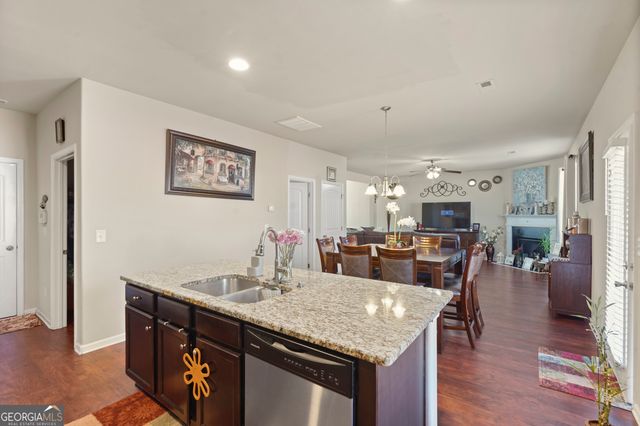 4353 Calidge Drive, Fairburn, GA 30213