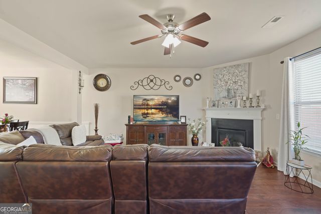 4353 Calidge Drive, Fairburn, GA 30213