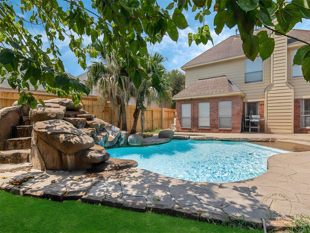 4415 Timber Court, Pasadena, TX 77505