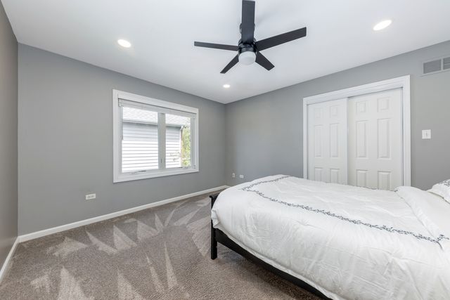 2308 Hillsboro Lane, Naperville, IL 60564