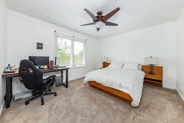 2308 Hillsboro Lane, Naperville, IL 60564