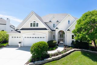 2308 Hillsboro Lane, Naperville, IL 60564