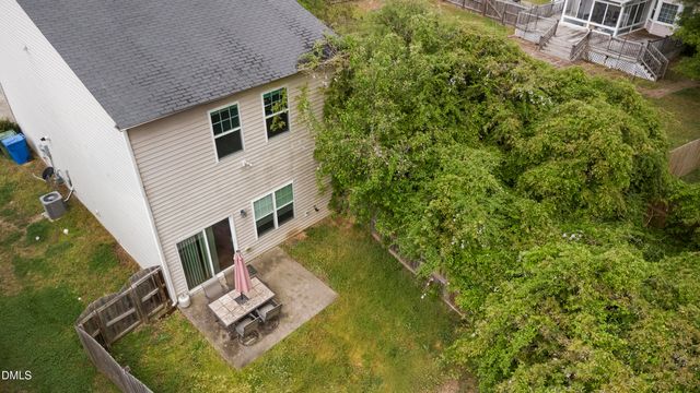 505 Hunters Ridge Drive, Fuquay Varina, NC 27526