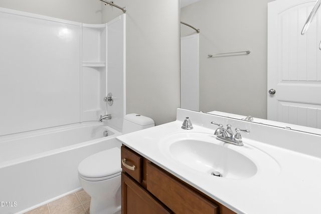 505 Hunters Ridge Drive, Fuquay Varina, NC 27526