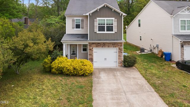 505 Hunters Ridge Drive, Fuquay Varina, NC 27526