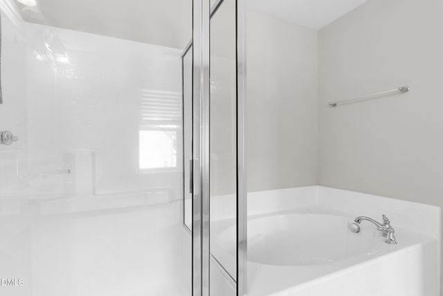 505 Hunters Ridge Drive, Fuquay Varina, NC 27526