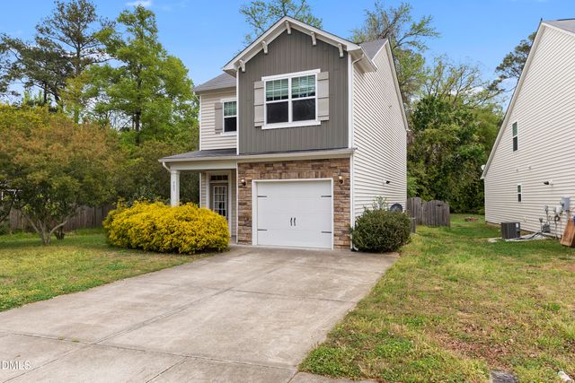 505 Hunters Ridge Drive, Fuquay Varina, NC 27526