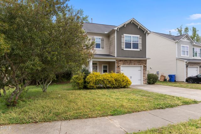 505 Hunters Ridge Drive, Fuquay Varina, NC 27526