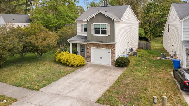 505 Hunters Ridge Drive, Fuquay Varina, NC 27526