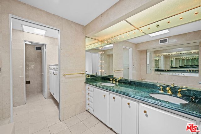 357 S El Camino Drive, Beverly Hills, CA 90212