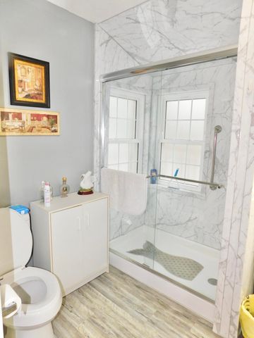 2035 Doe Creek Road, Irvine, KY 40336