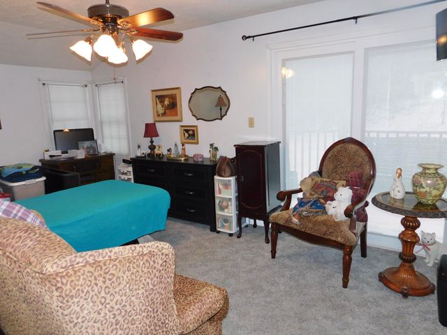 2035 Doe Creek Road, Irvine, KY 40336