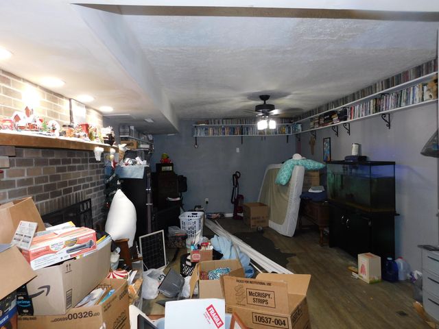 2035 Doe Creek Road, Irvine, KY 40336