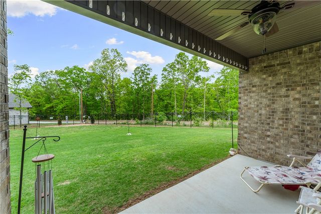 2 Ashford Circle, Bella Vista, AR 72714