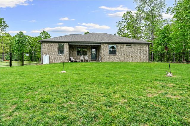 2 Ashford Circle, Bella Vista, AR 72714