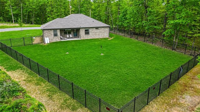 2 Ashford Circle, Bella Vista, AR 72714