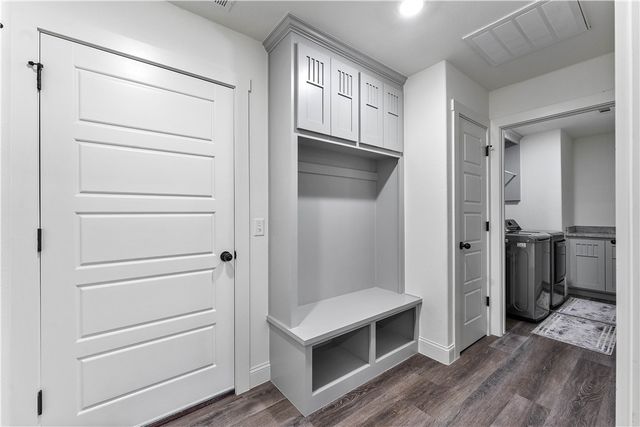 2 Ashford Circle, Bella Vista, AR 72714