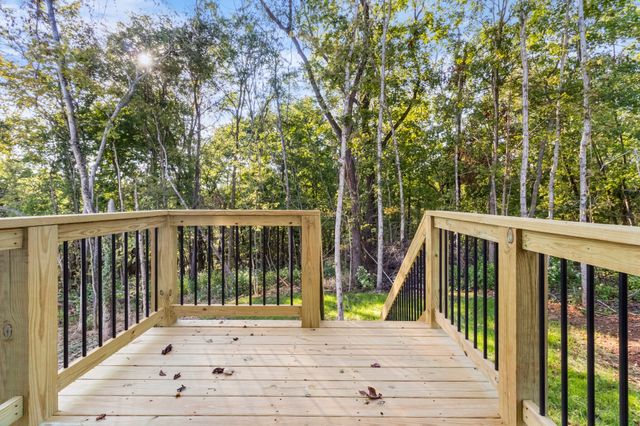 190 Oak St, Clarksville, TN 37042
