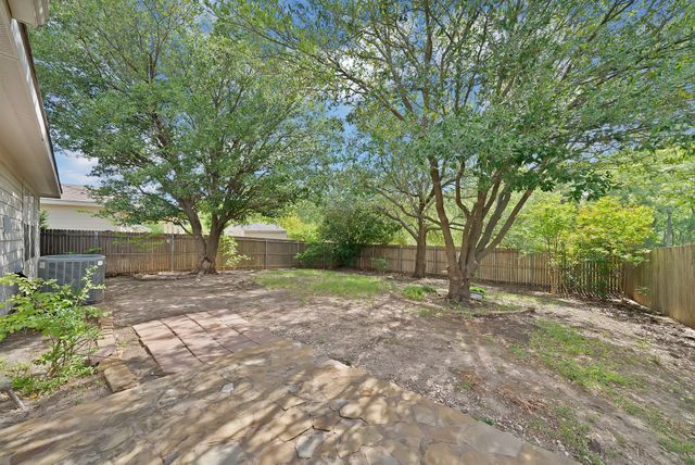 1405 Oak Hollow Lane, Anna, TX 75409