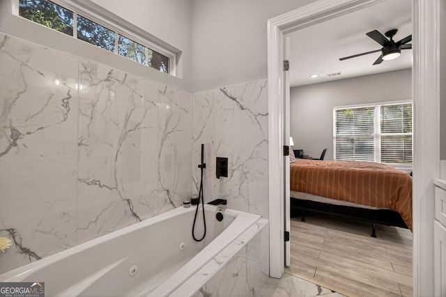 1306 E Waldburg Street, Savannah, GA 31404