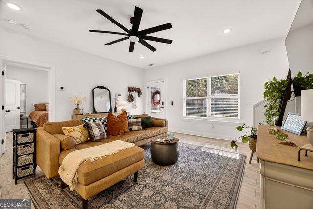 1306 E Waldburg Street, Savannah, GA 31404