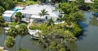 649 E Causeway Boulevard, Vero Beach, FL 32963