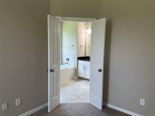 31707 Chapel Rock Lane, Spring, TX 77386