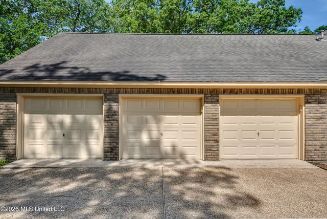 100 Chance Cove, Brandon, MS 39047