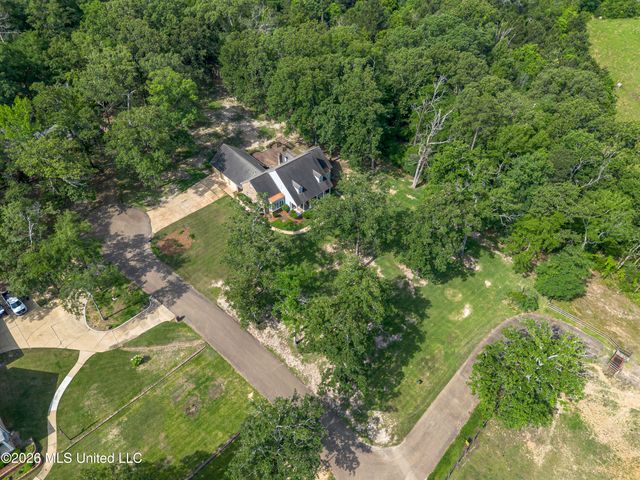 100 Chance Cove, Brandon, MS 39047