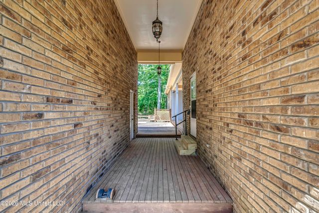 100 Chance Cove, Brandon, MS 39047