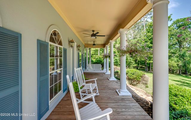 100 Chance Cove, Brandon, MS 39047