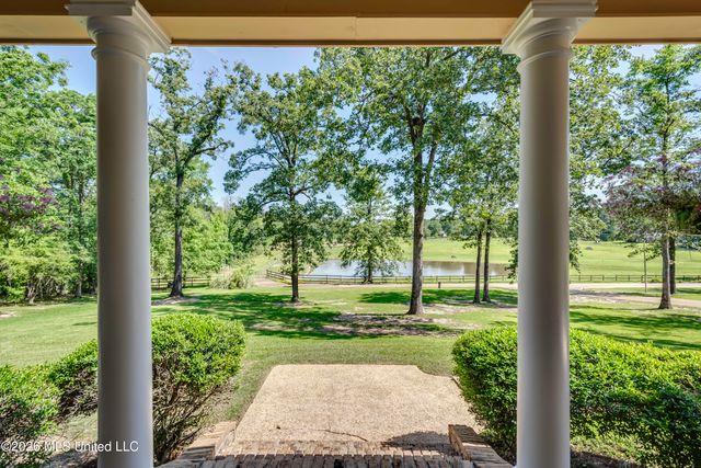 100 Chance Cove, Brandon, MS 39047