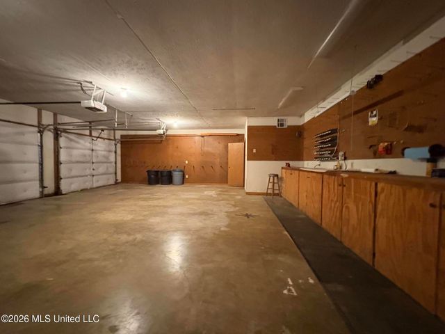 100 Chance Cove, Brandon, MS 39047
