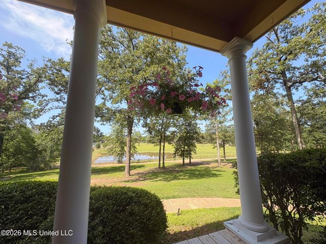 100 Chance Cove, Brandon, MS 39047