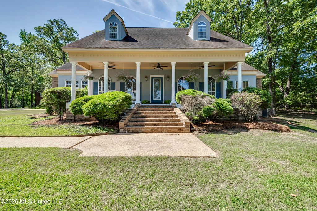 100 Chance Cove, Brandon, MS 39047