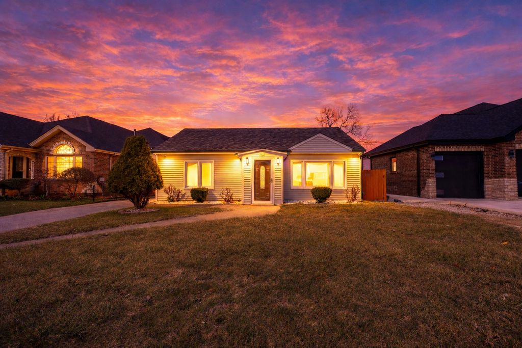 7740 Laramie Avenue, Burbank, IL 60459