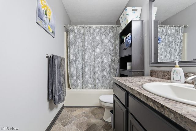 1719 Wilson Road, Akron, OH 44312