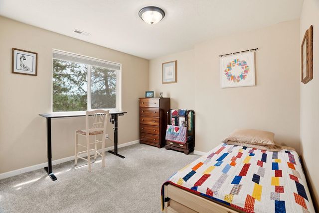 1807 S Canyon Woods Ln, Spokane, WA 99224