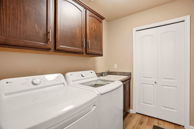 1807 S Canyon Woods Ln, Spokane, WA 99224