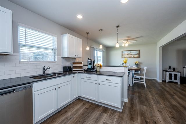 58285 Interlaken Street, Mattawan, MI 49071