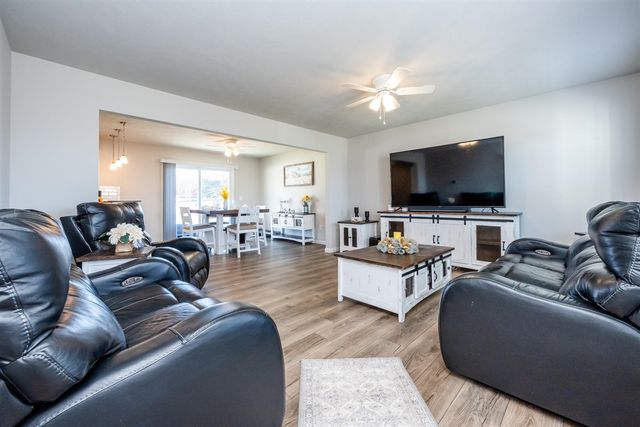 58285 Interlaken Street, Mattawan, MI 49071