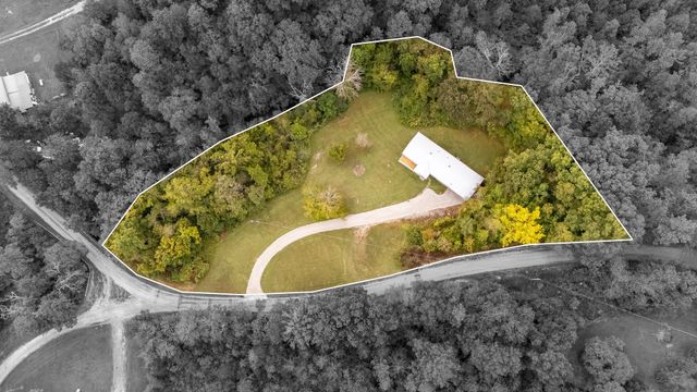 715 Springer Rd, Hohenwald, TN 38462