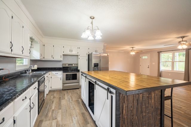 715 Springer Rd, Hohenwald, TN 38462