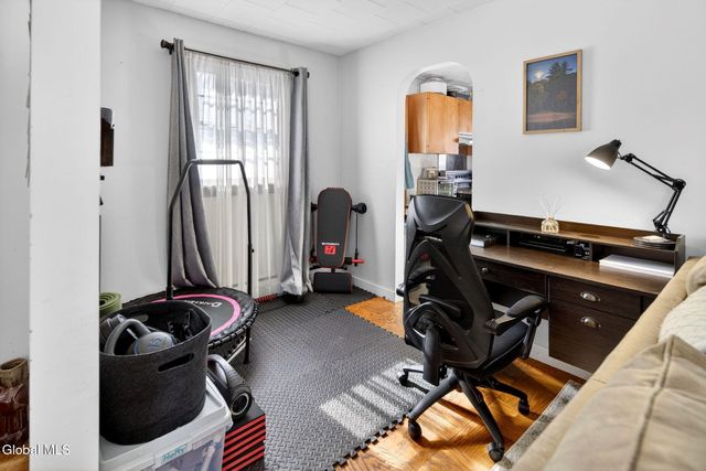 1 Zelenke Drive, North Greenbush, NY 12198