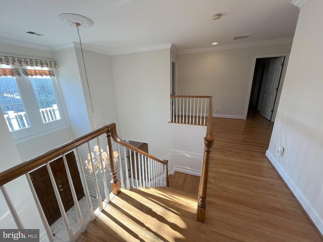 5179 MACOMB ST NW, Washington, DC 20016