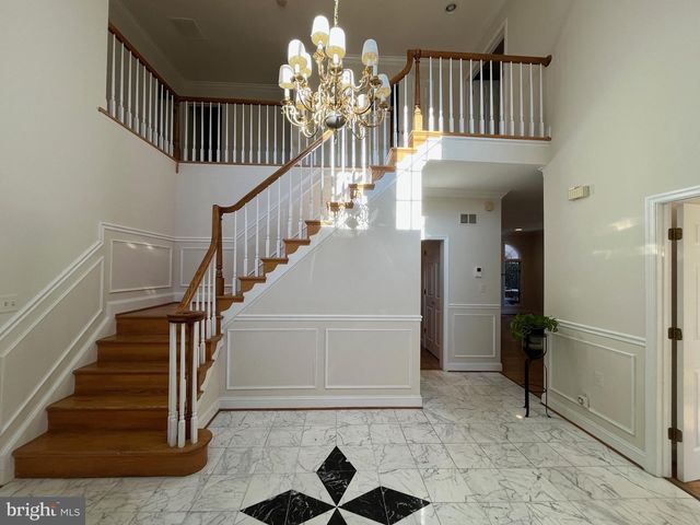 5179 MACOMB ST NW, Washington, DC 20016