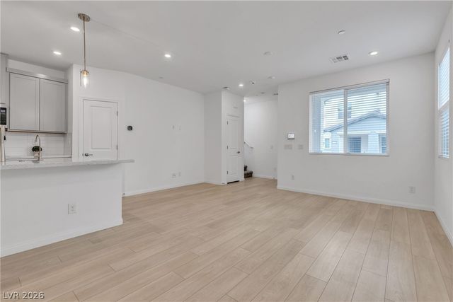 224 Wewatta Avenue, Henderson, NV 89011