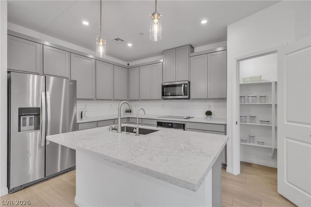 224 Wewatta Avenue, Henderson, NV 89011