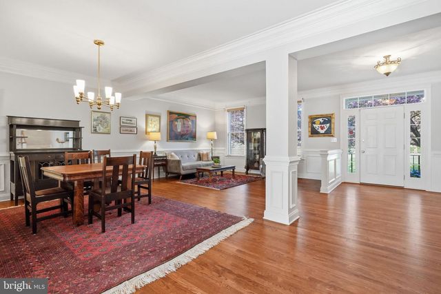 306 HART ALY, Newtown, PA 18940