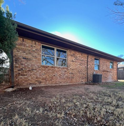 1616 ALDRICH AVENUE, Wichita Falls, TX 76302